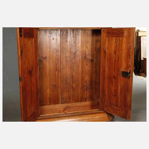 Kleiner Wellenschrank