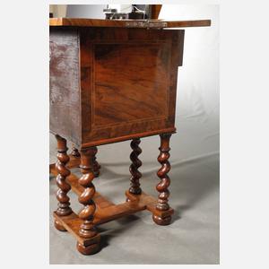 Außergewöhnlicher Barockschreibtisch