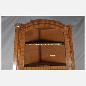 Eckvitrine Barock