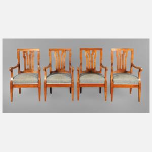 Vier neoklassizistische Armlehnstühle