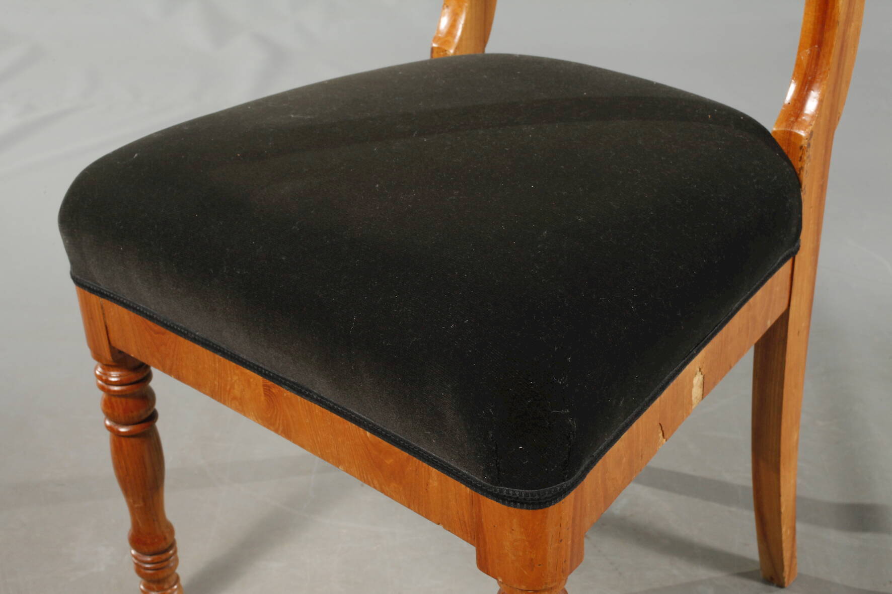 Vier Stühle Biedermeier