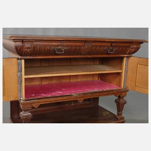 Anrichte Historismus