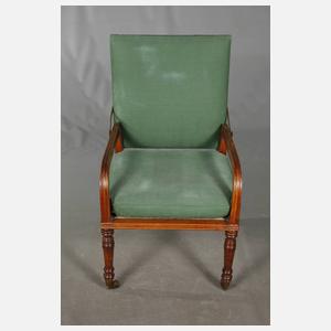 Sessel mit verstellbarer Lehne