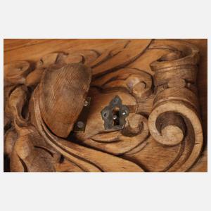 Feines Wandkästchen Historismus