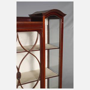 Vitrinenschrank England