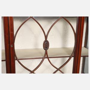 Vitrinenschrank England