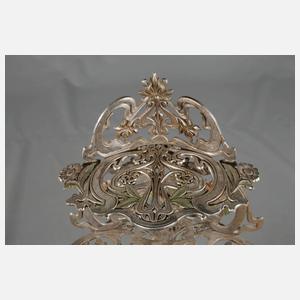 Blumenetagere Eisenguss