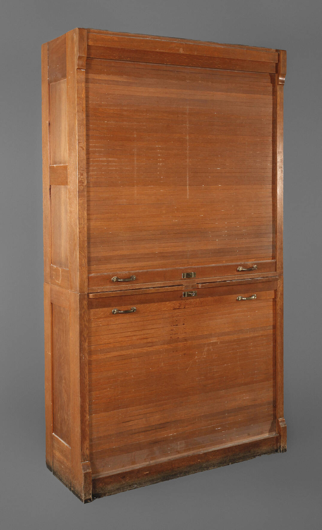 Großer Aktenrollschrank