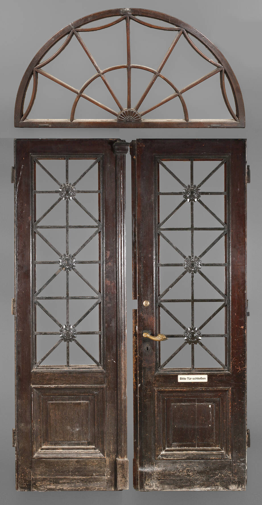 Haustür mit Oberlicht