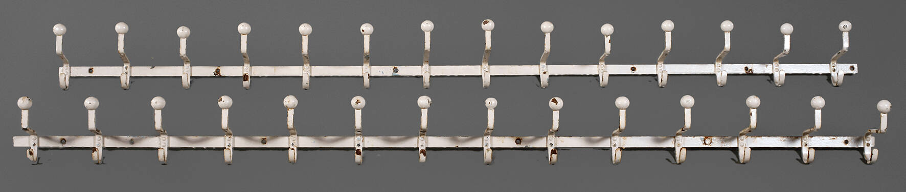 Paar Hakenleisten für Garderobe