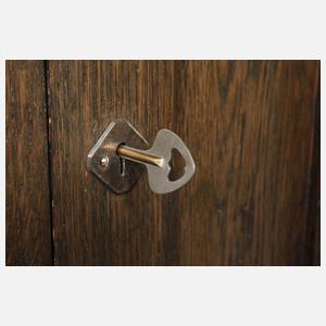 Pfeilerschrank Richard Riemerschmid