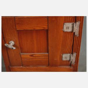 Nachtschrank Richard Riemerschmid