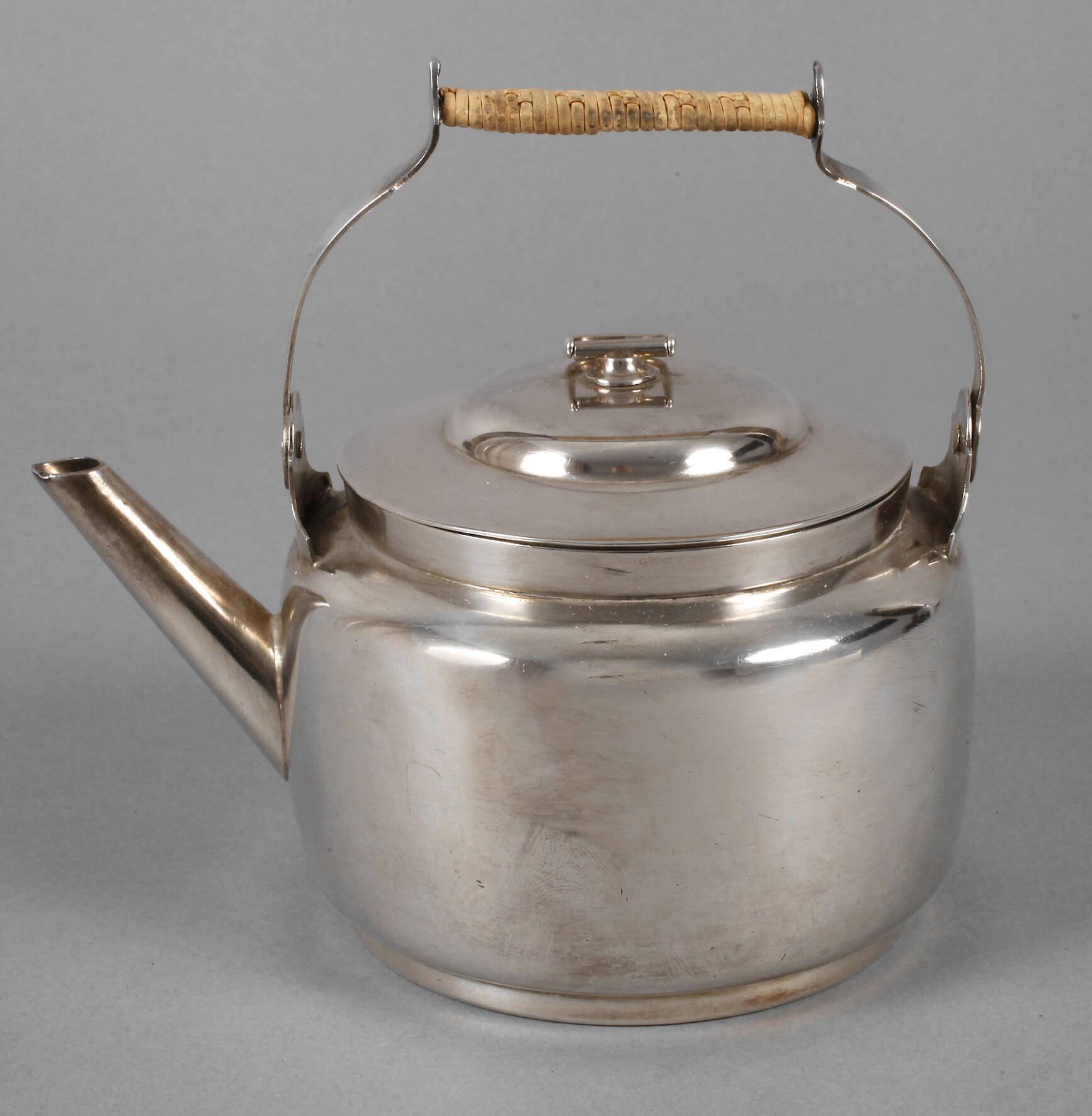 Kanne Christopher Dresser