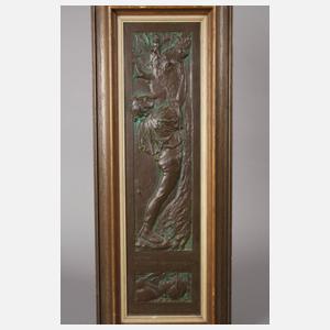 Zwei Eisengussreliefs