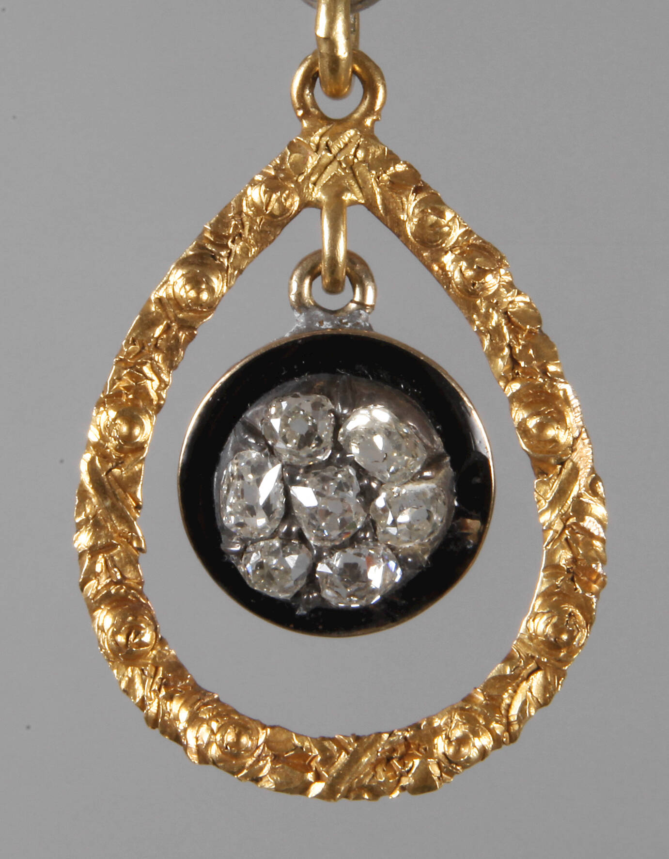 Anhänger mit Diamanten