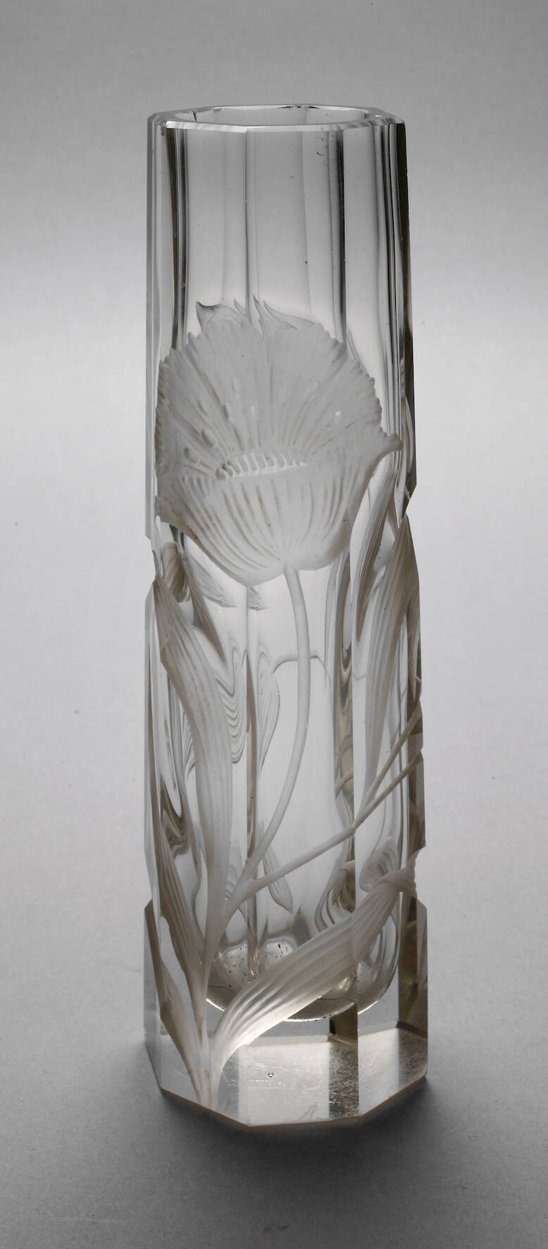 Vase Tiefschnittdekor