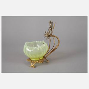 Schale mit Metallmontierung