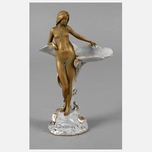 Ernst Wahliss figürlicher Tafelaufsatz