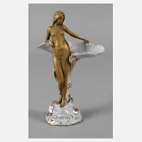 Ernst Wahliss figürlicher Tafelaufsatz111