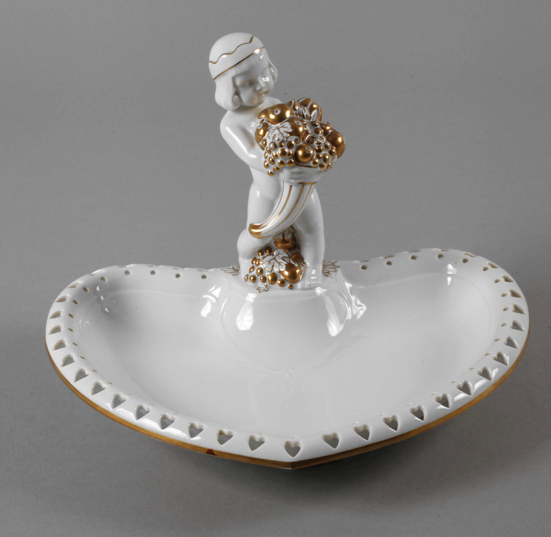 Hutschenreuther Schale mit Putto