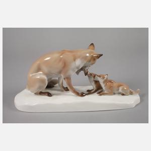 KPM Berlin "Füchsin mit zwei Jungen"