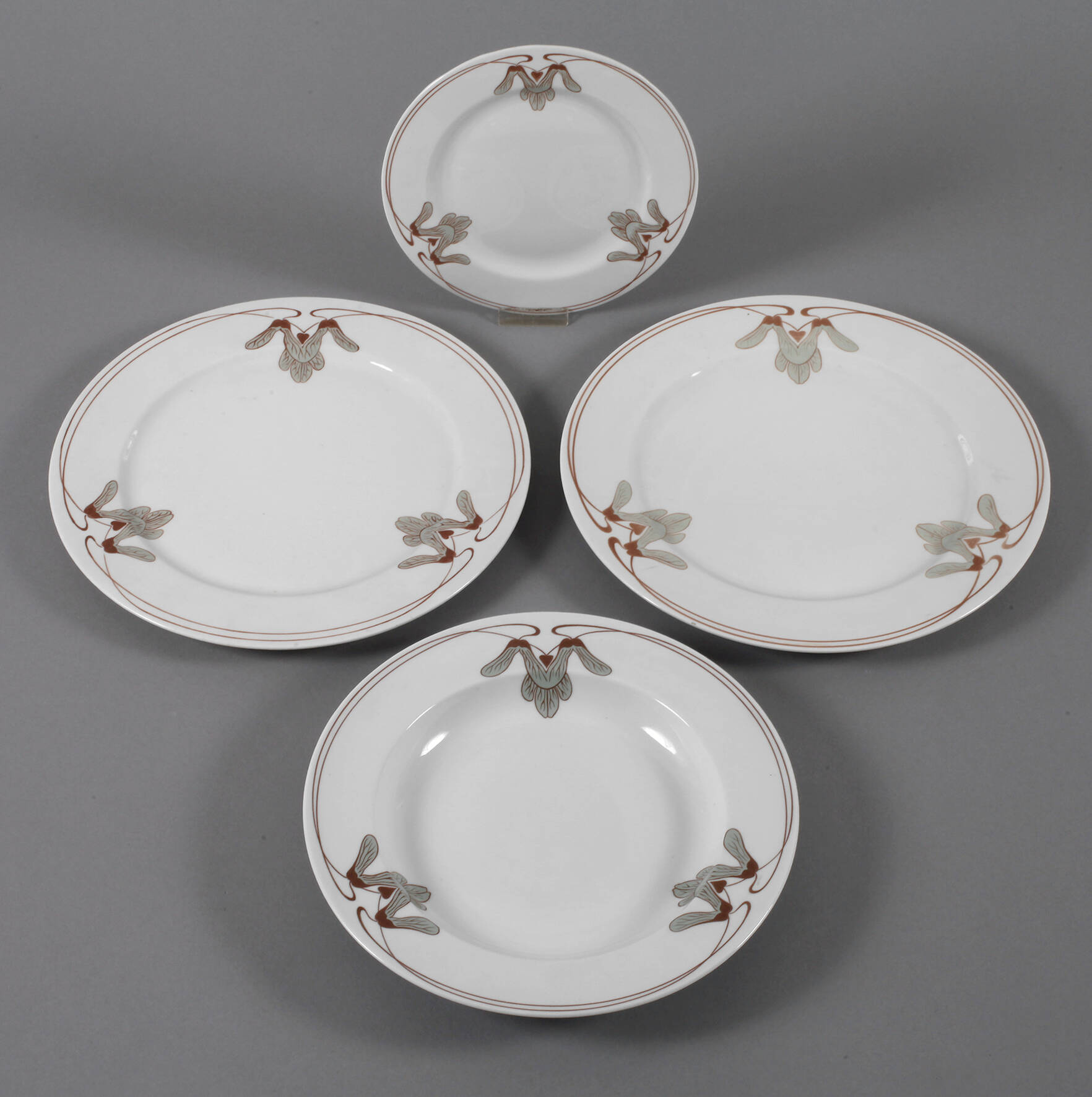 Meissen vier Teller "Ahornmuster"