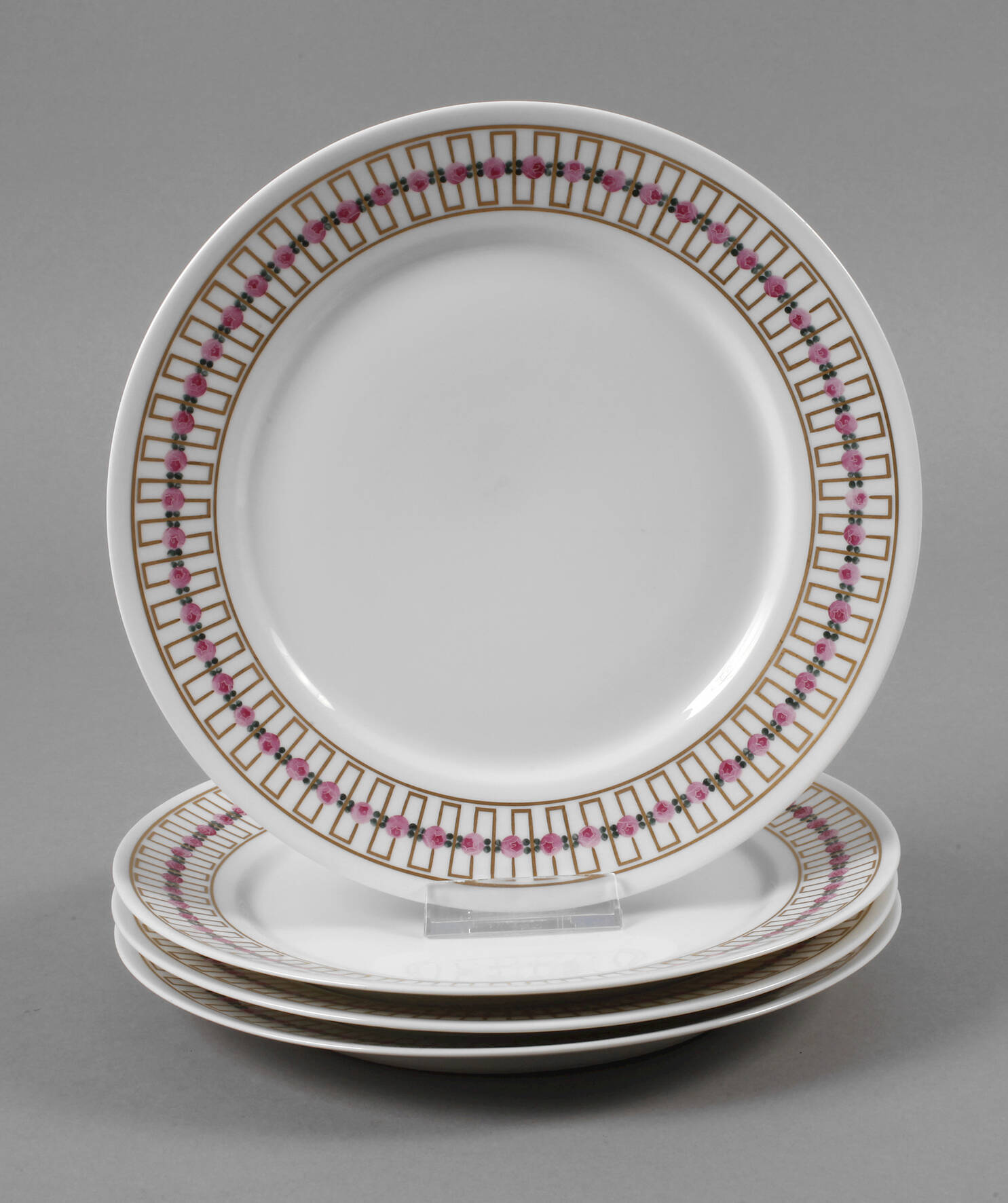 Nymphenburg vier Speiseteller