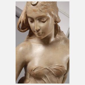 Goldscheider übergroße Figur "Sandalenbinderin"