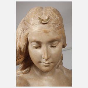 Goldscheider übergroße Figur "Sandalenbinderin"