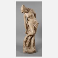 Goldscheider übergroße Figur "Sandalenbinderin"111