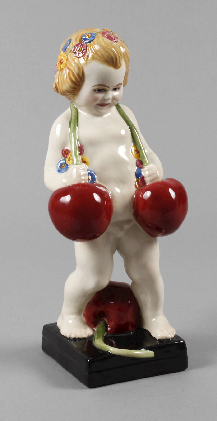 Wiener Kunstkeramische Werkstätte Putto