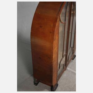 Kleiner Vitrinenschrank