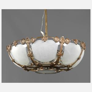 Übergroßer Deckenlüster