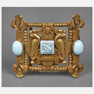 Piel-Fréres, Gürtelschließe