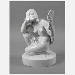 Herend "Weiblicher Akt mit Spiegel"