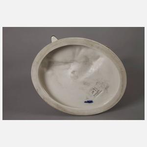 Schwarzburger Werkstätten "Frau mit Rosenkorb"