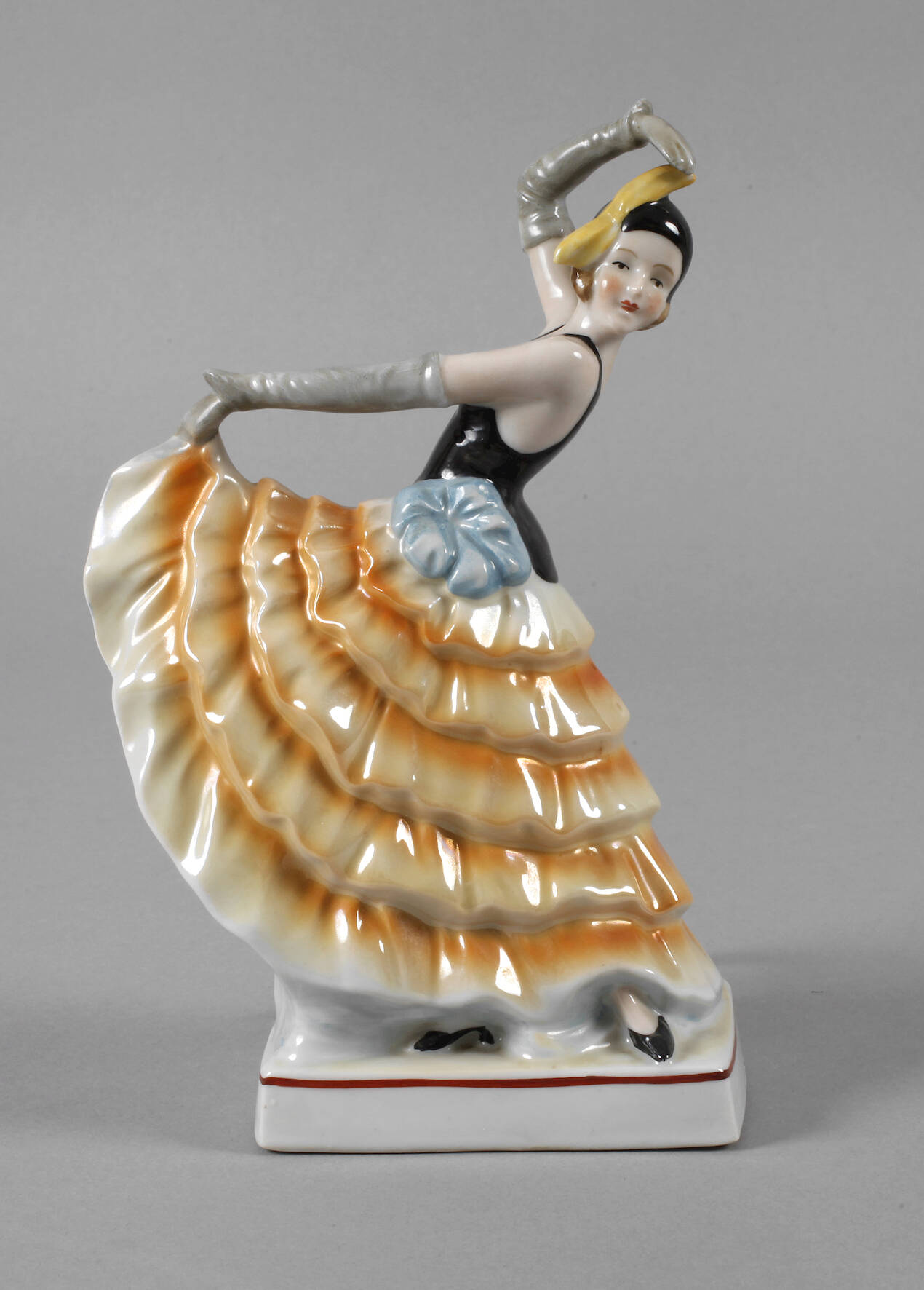 Thüringen Flamenco-Tänzerin als Rauchverzehrer