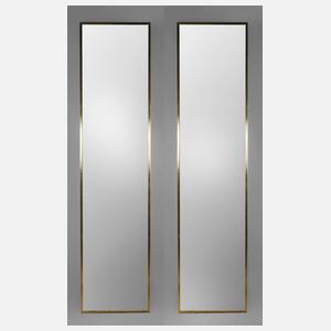 Paar übergroße Spiegel