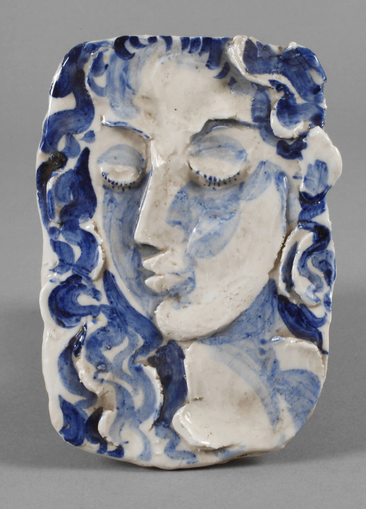 Meissen Reliefplatte Frauenkopf