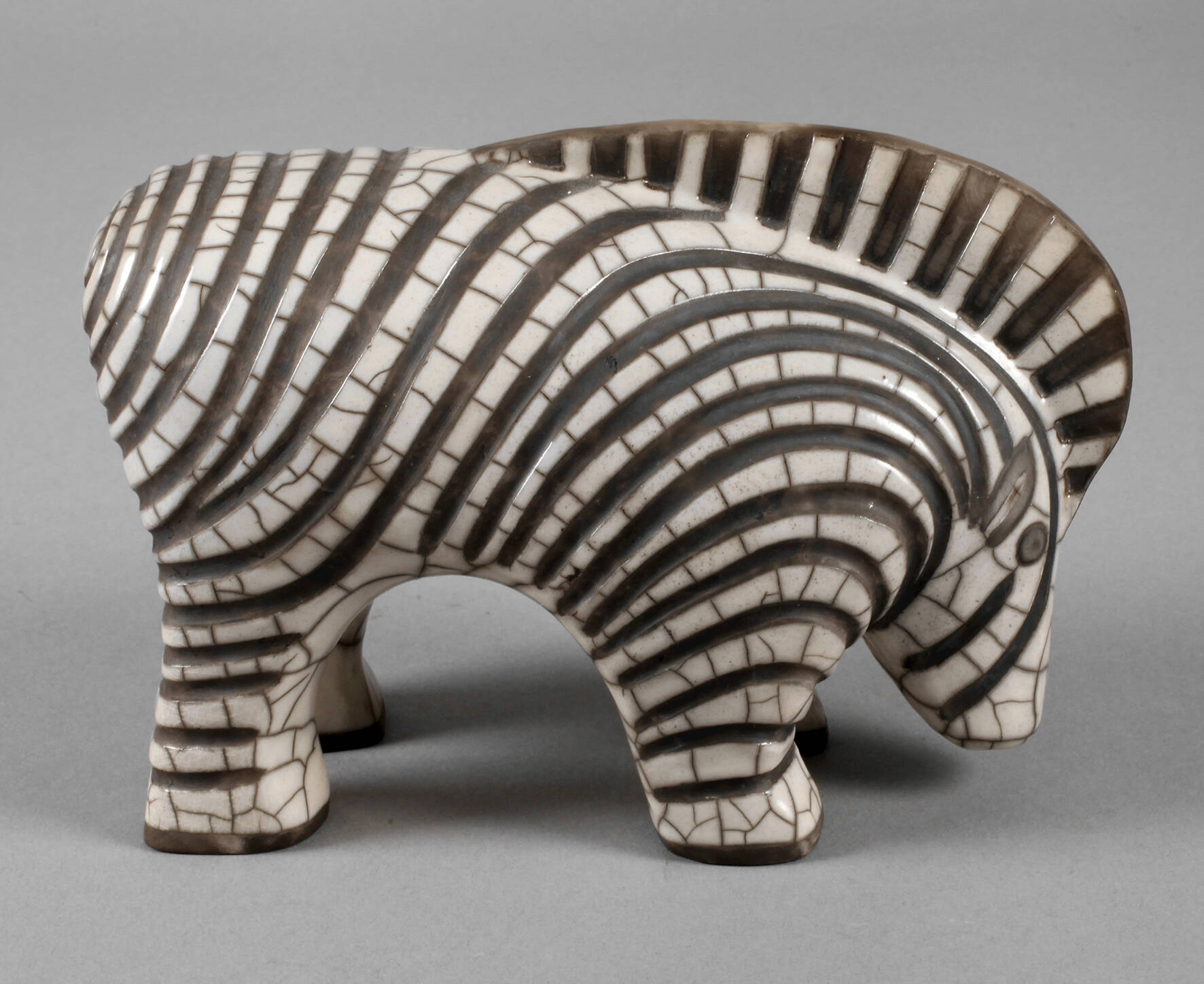 Moderne Keramikfigur