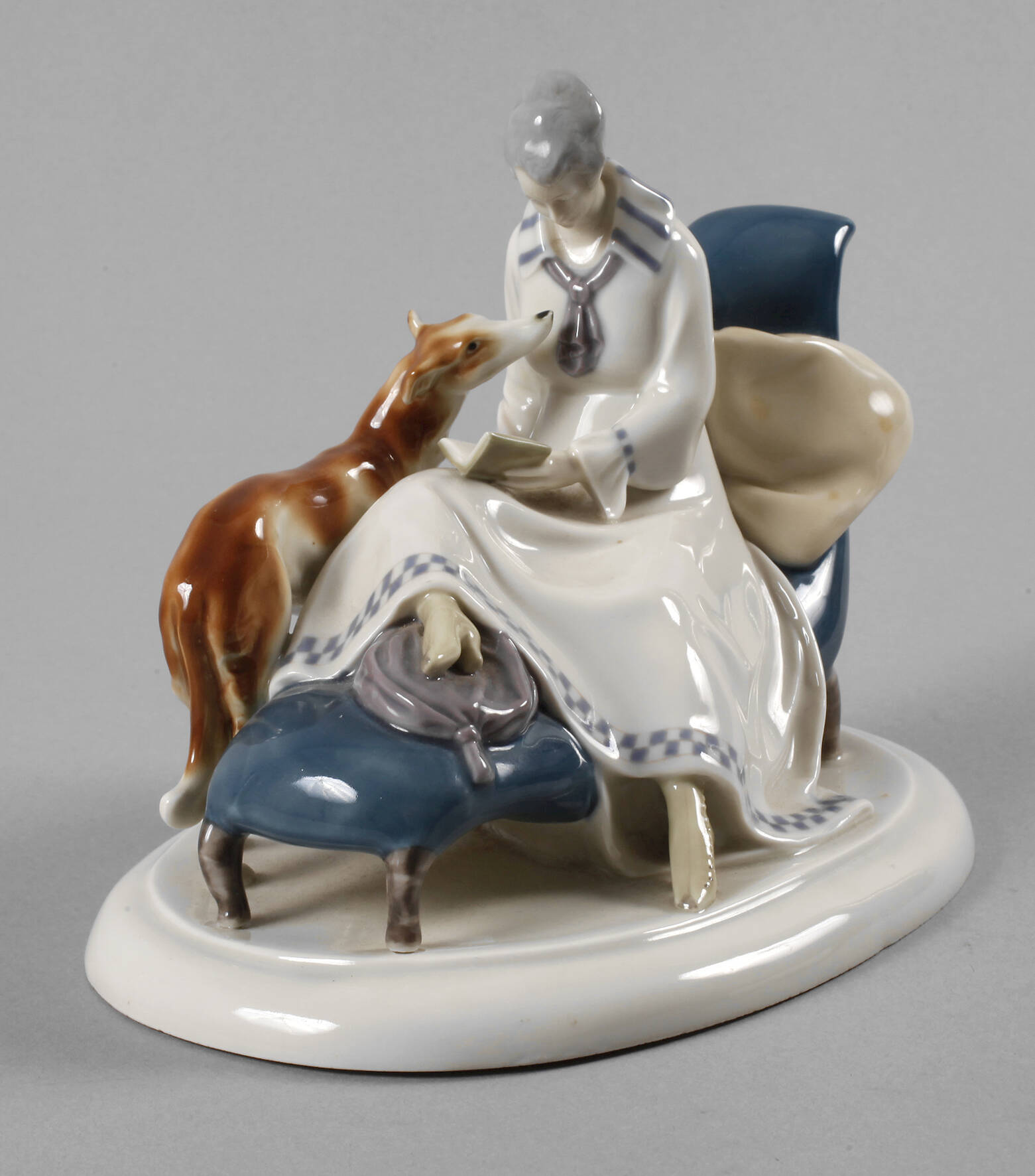 Goebel Dame mit Windhund