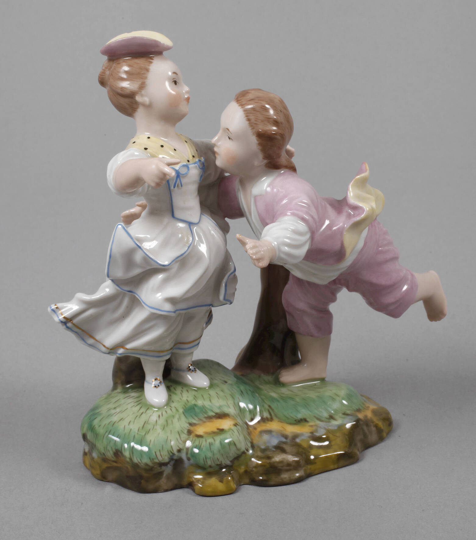 Höchst tanzendes Kinderpaar