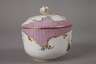 Meissen Zuckerdose mit Watteauszene