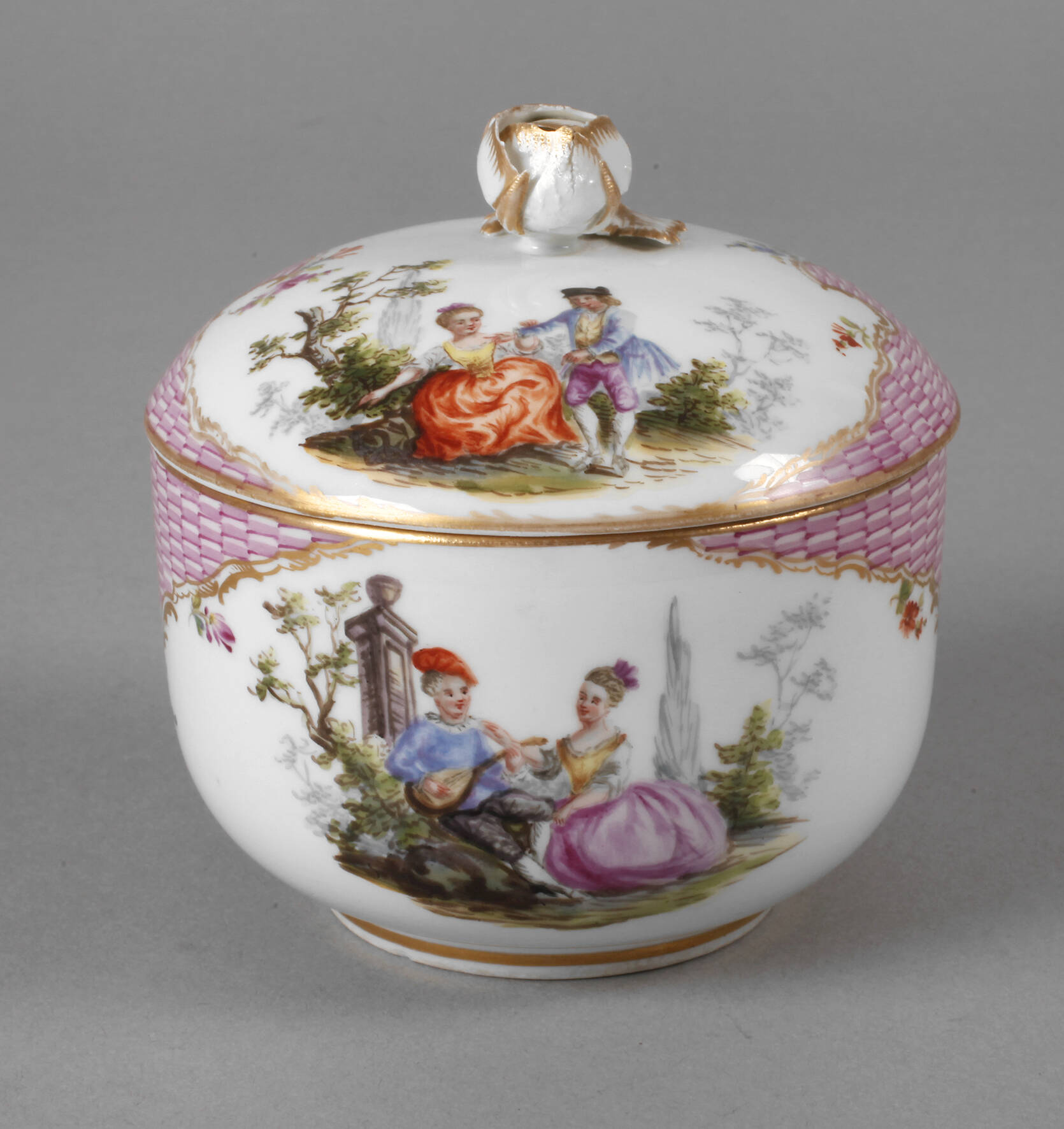 Meissen Zuckerdose mit Watteauszene