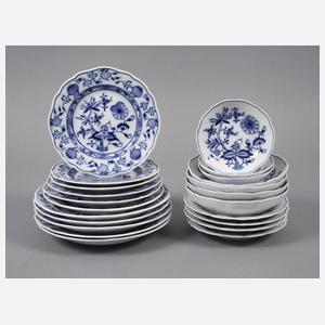 Meissen Konvolut Teller "Zwiebelmuster"