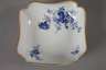 Meissen kleine Schale "Blaue Blume mit Goldgräsern"
