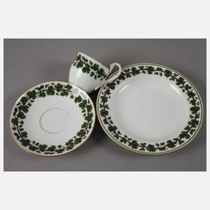 Meissen drei Mokkagedecke "Voller grüner Weinkranz"