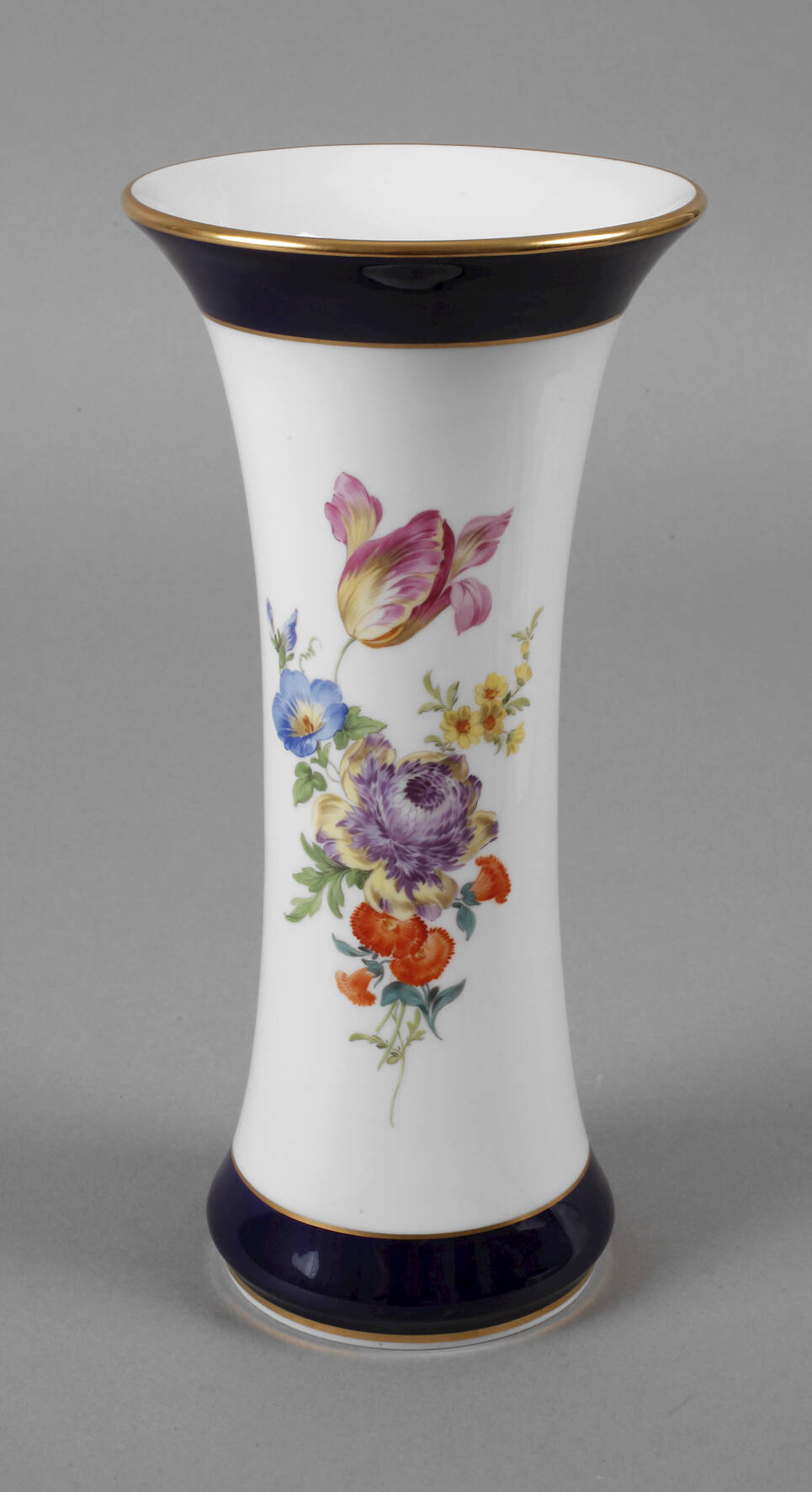 Meissen Stangenvase "Blumenbukett"