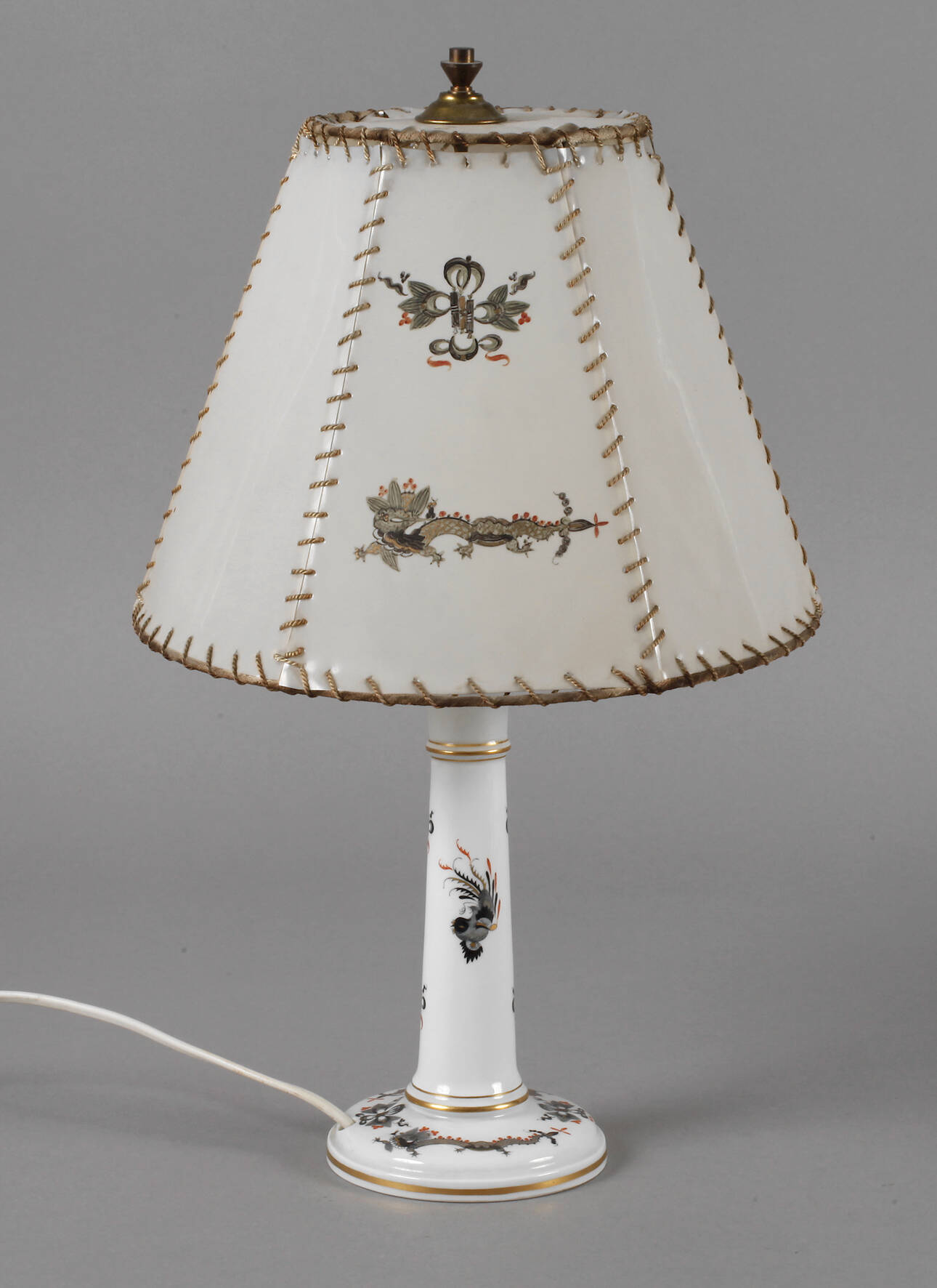 Meissen Tischlampe "Reicher Drache, schwarz"
