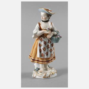 Meissen "Gärtnerkind mit Blumenkorb"